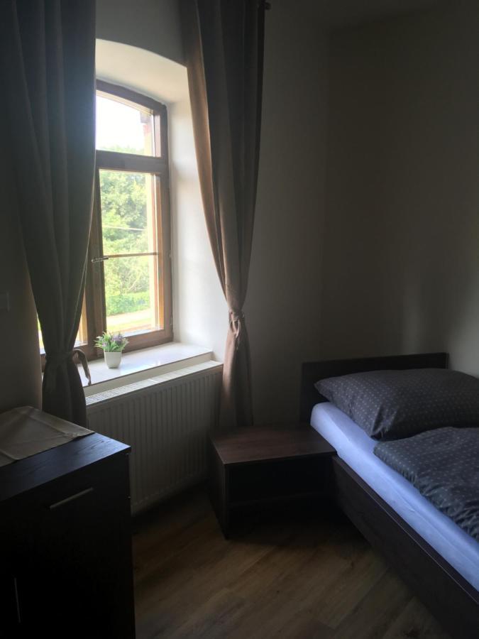 Penzion A Pivnice Varna Velká Bystřice Buitenkant foto