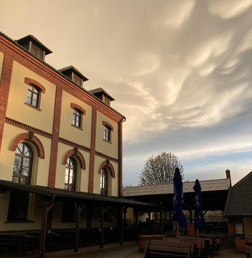 Penzion A Pivnice Varna Velká Bystřice Buitenkant foto