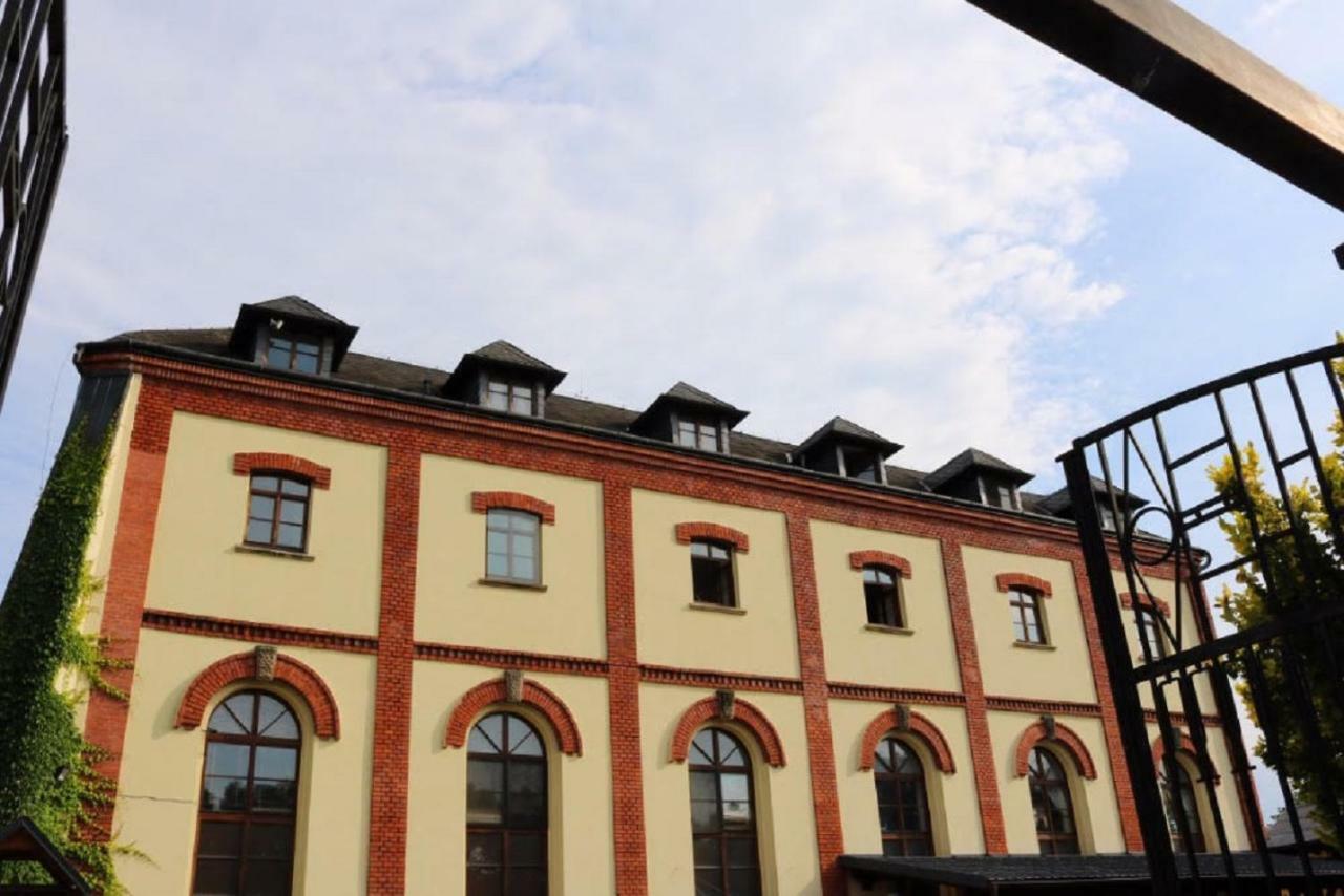 Penzion A Pivnice Varna Velká Bystřice Buitenkant foto