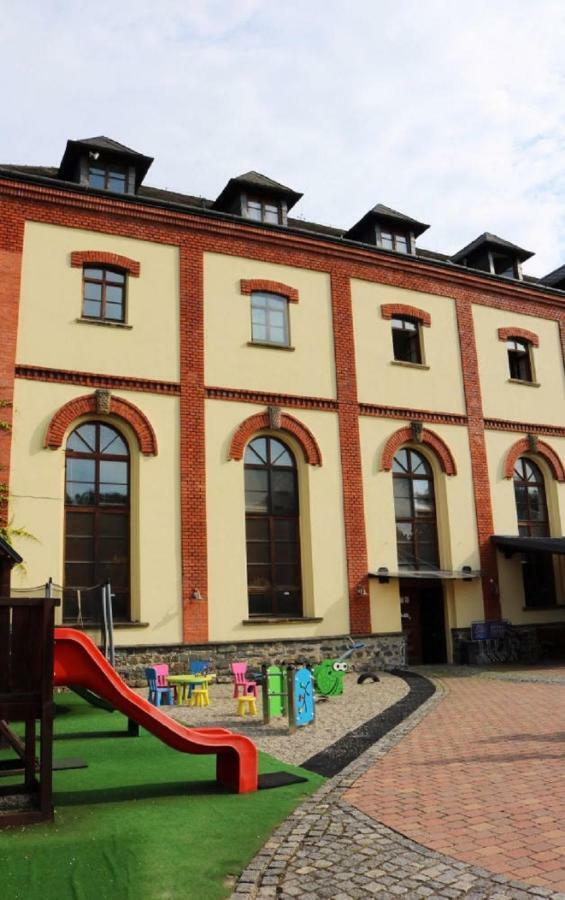 Penzion A Pivnice Varna Velká Bystřice Buitenkant foto